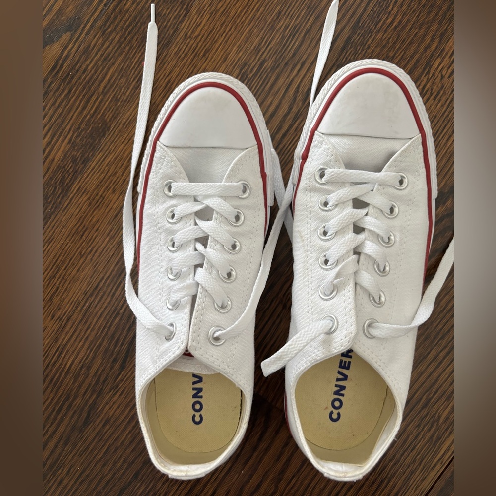 Converse White Sneakers -7.5